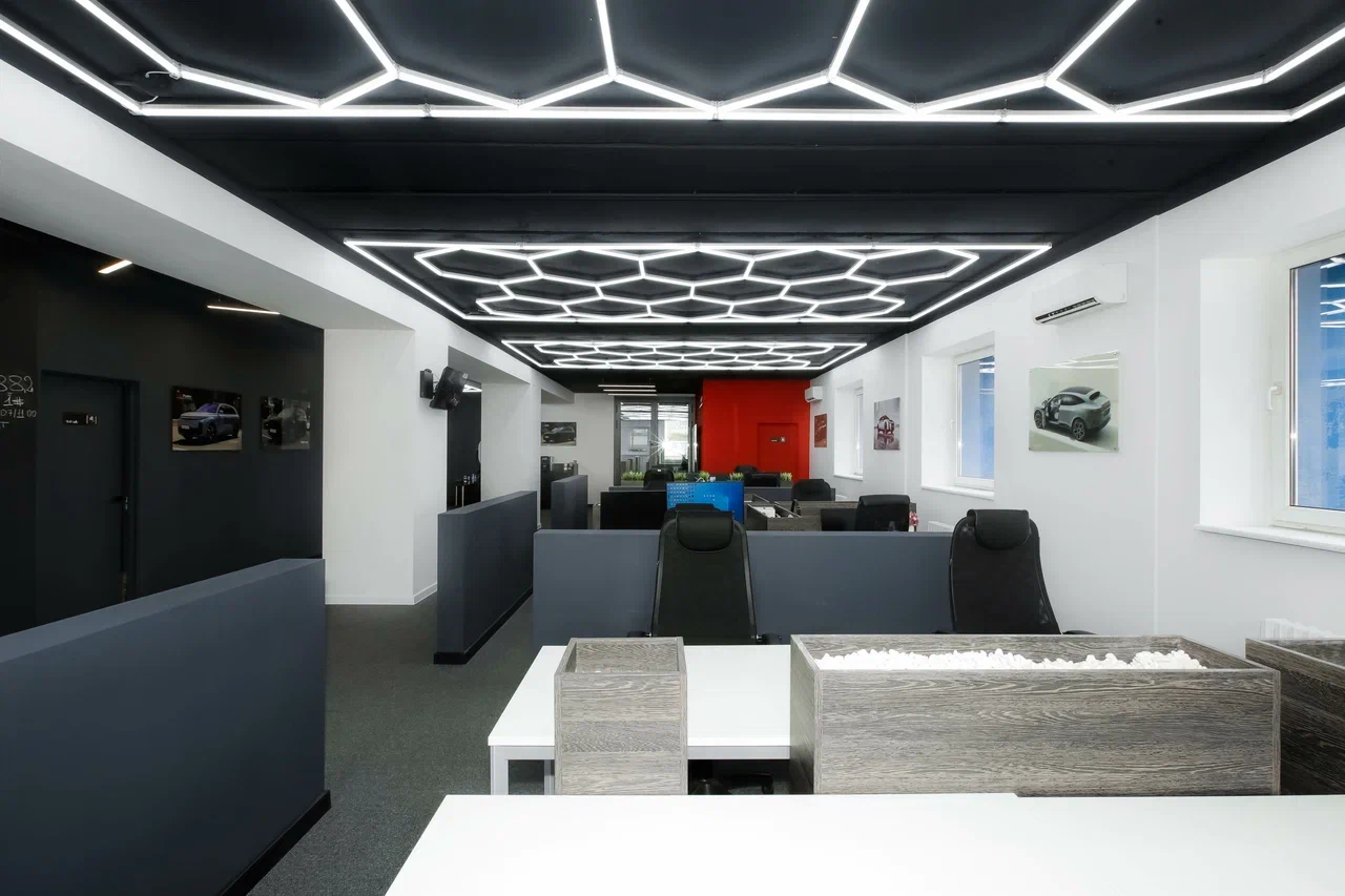 AutoTrader reception and meeting area